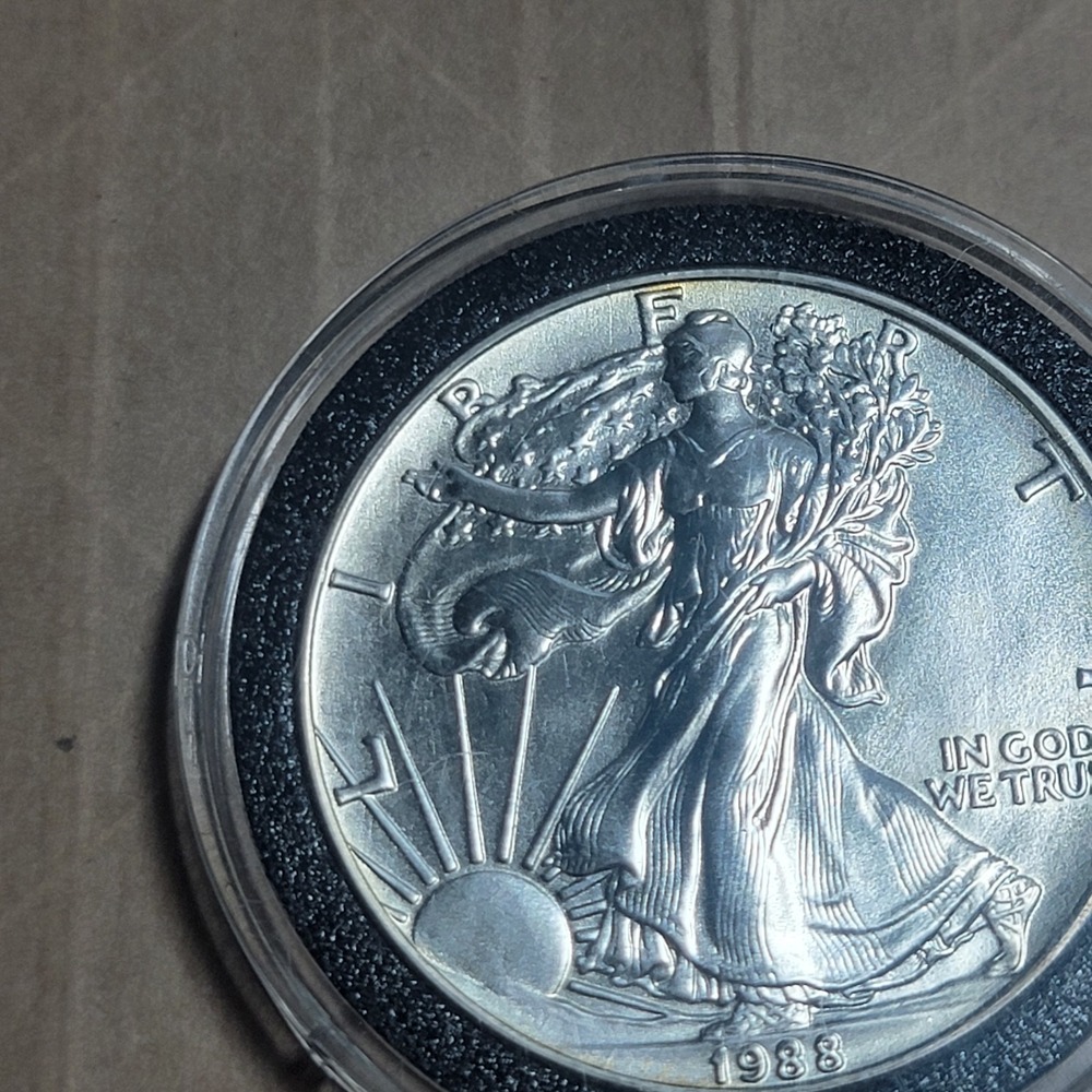 1988 Walking Liberty American Eagle 1oz .999 Fine Silver $1 Dollar USA Pics! - Picture 3 of 9